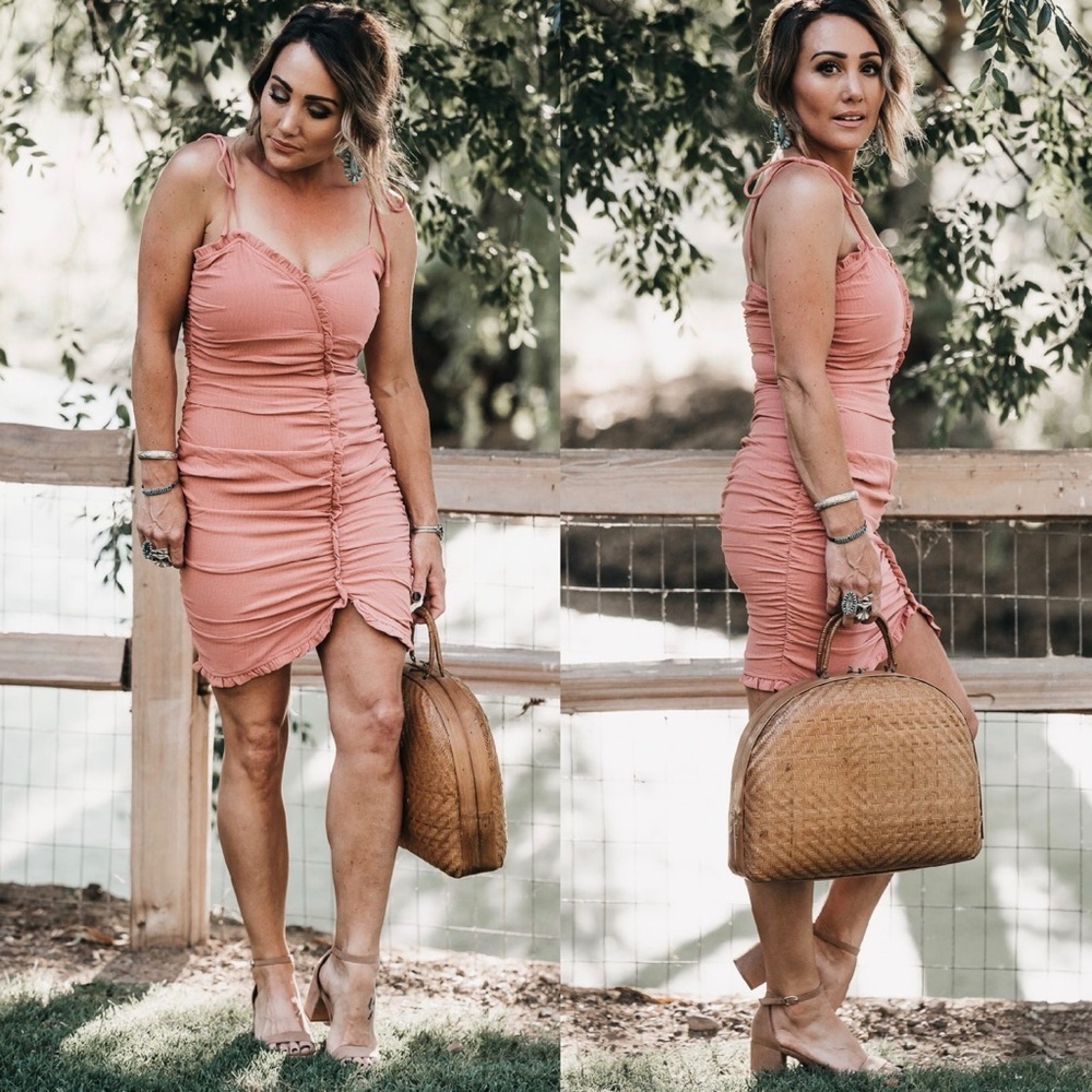 NWT Elegant Short Mauve Pink Ruched Dress